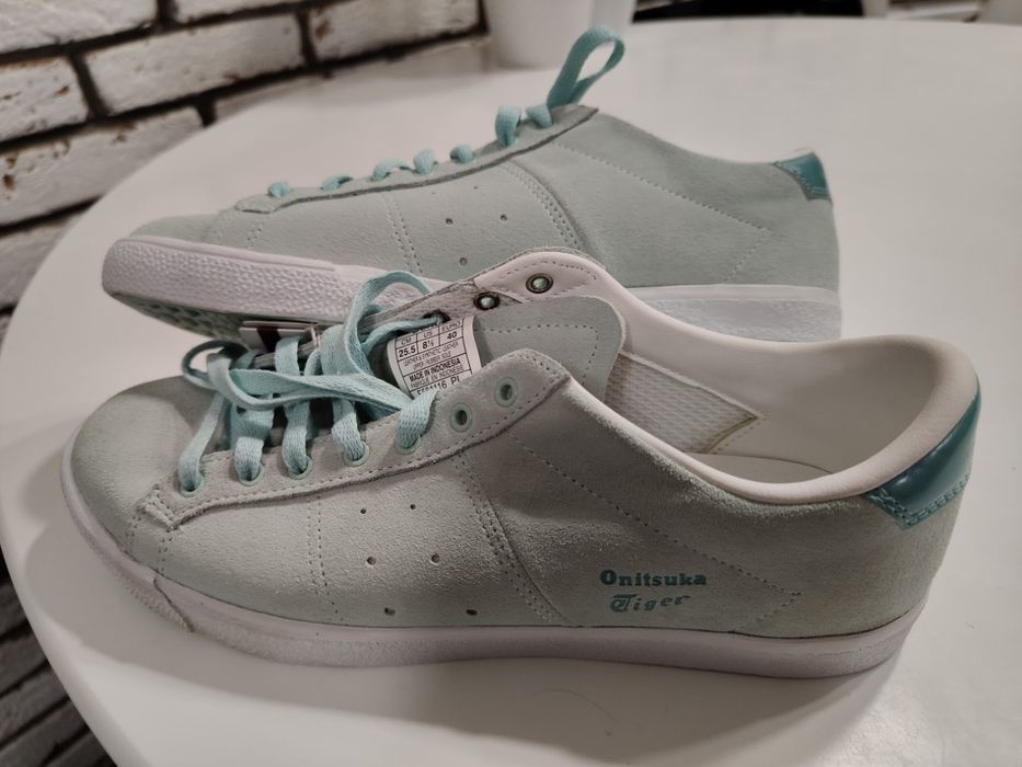 Дамски сникърси, чисто нови