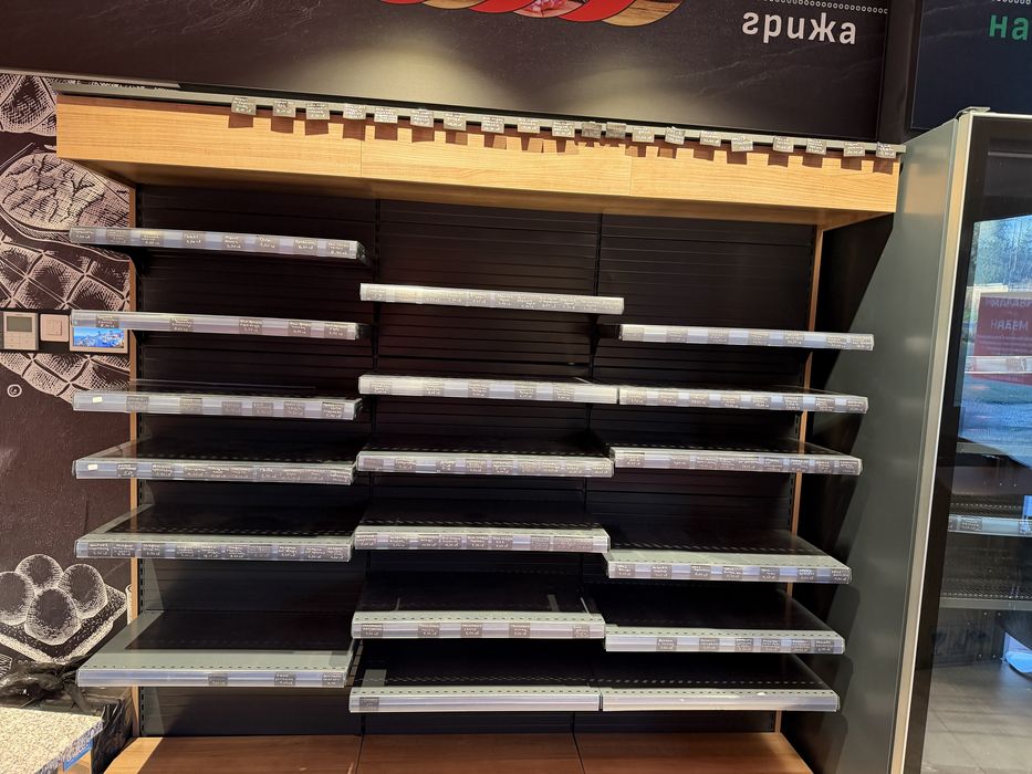 Стелажи за хранителен магазин