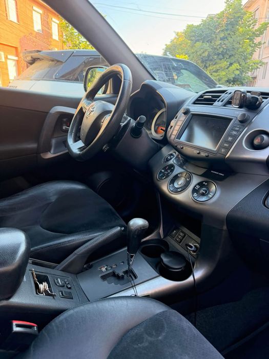 Toyota Rav4 автоматик