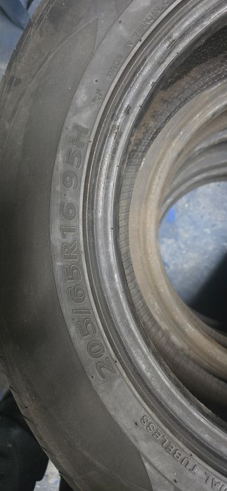Продам шины 205/65 R16