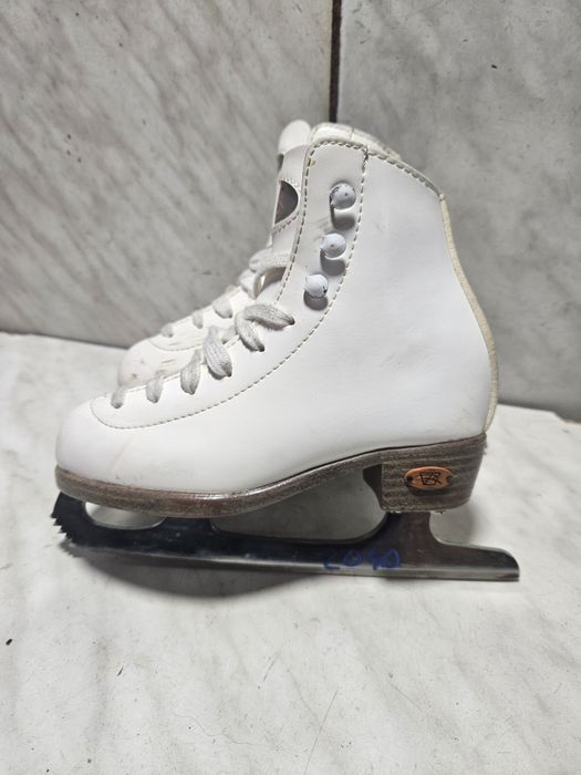 Patine 2040 gheata patinaj artistic  Riedell marime eu 28  ( 18  cm)