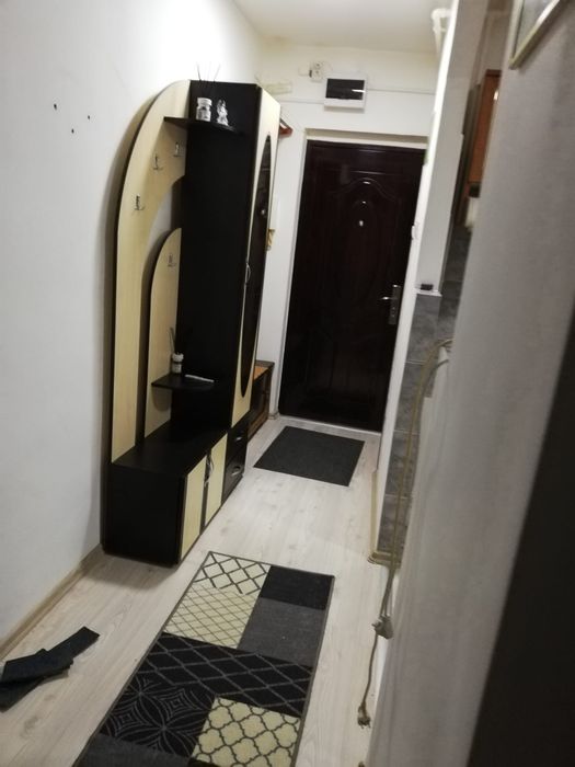 Inchiriez apartament 2 camere Sighisoara utilat si mobilat ,str garoafelor disponibil din data 5-10 su se accepta animale de companie ap 8