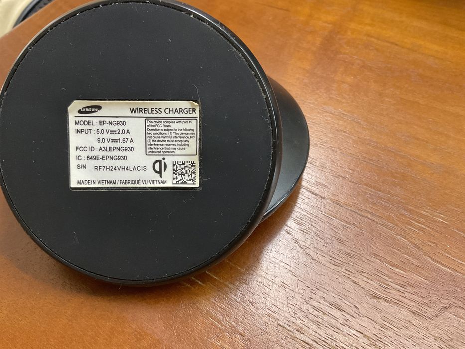 Беспроводная зарядка Samsung