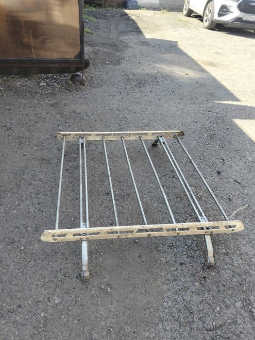 Продам багажник  .