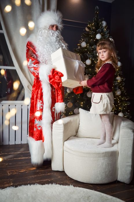 Дед Мороз и Снегурочка