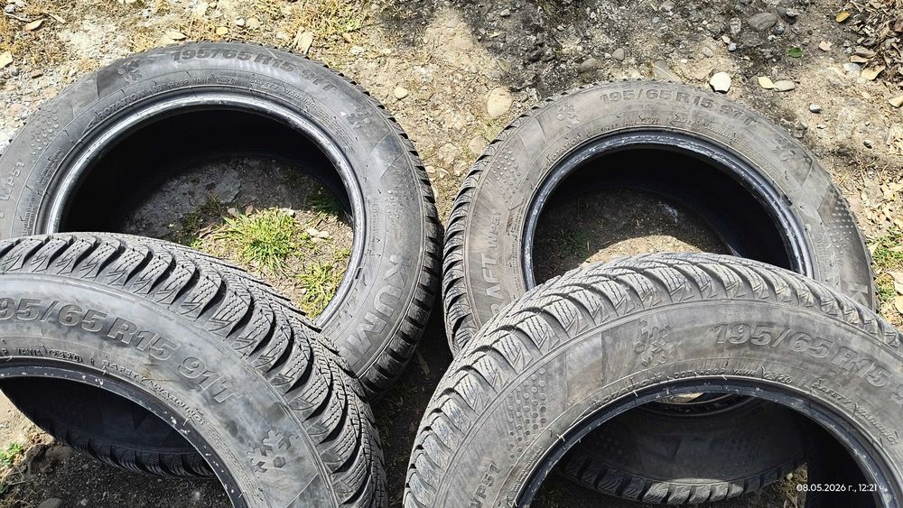 Зимна гума Kumho WP51 WinterCraft 195/65R15 91T