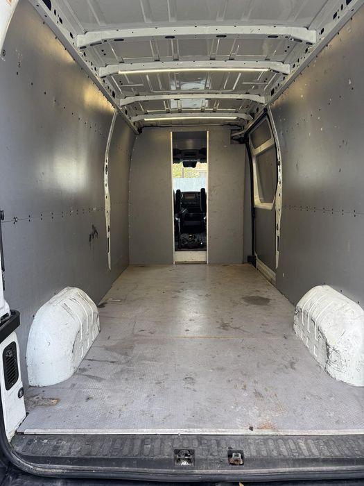 Renault Master 2.3 145кс.
2017г. EURO 6 Y
205000км.
Нов внос от Нидерл