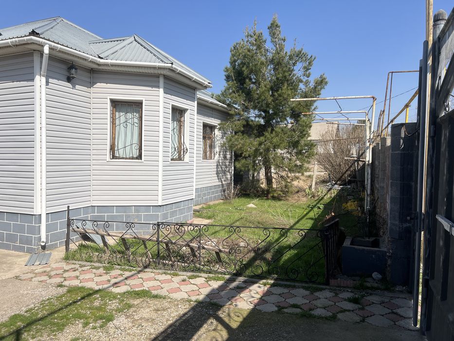 Үй сатылады (Рабат ауылы) 13соттық