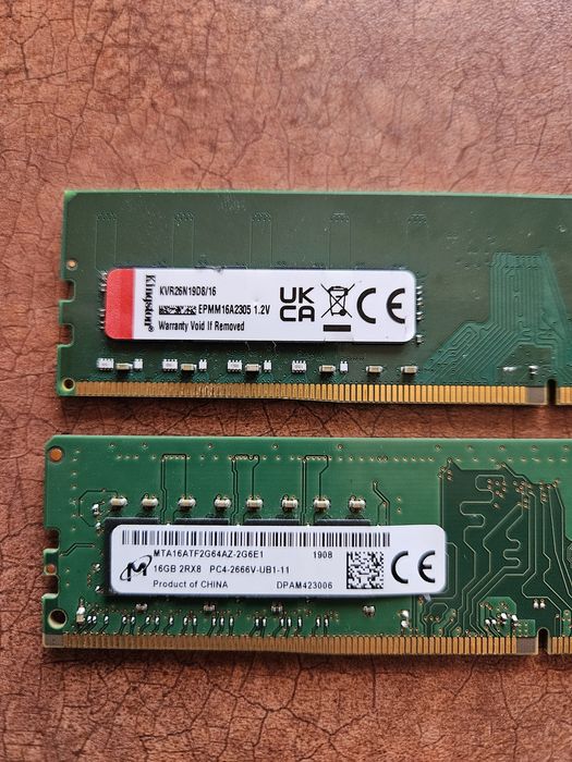 Memorii RAM 2x 16GB DDR4 2666Mhz Micron si Kingston