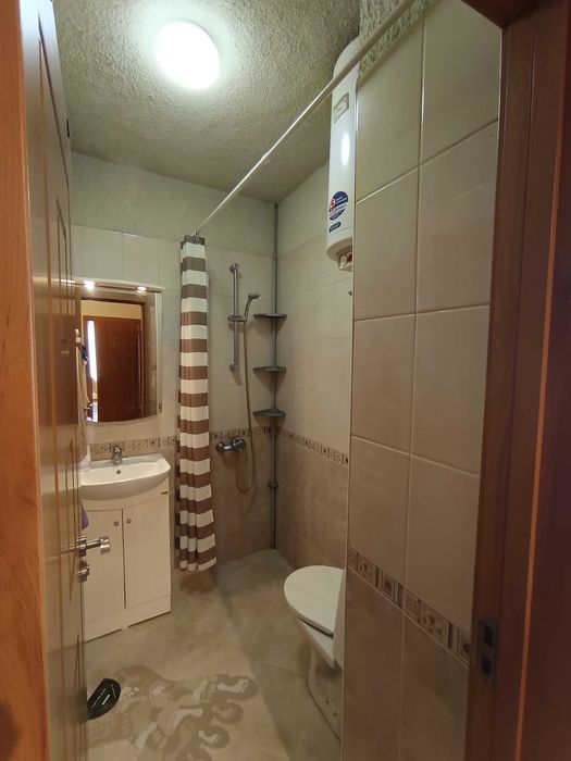 Дава се под наем Двустаен апартамент в София, Център - 83 кв.м за 622.2 € - Снимка #3