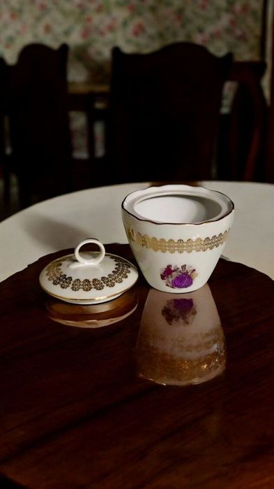 Френски сервиз за чай и кафе Porcelaine de Luxe de la Compagnie Nation