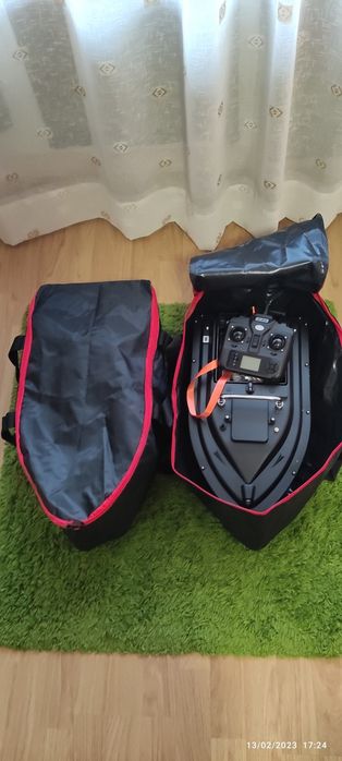 Лодка за захранка с GPS 16 точки и автопилот+чанта промо