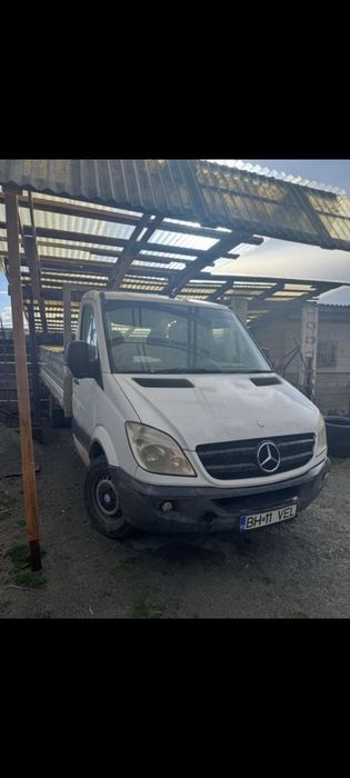 Autoutilitara Mercedes sprinter 313