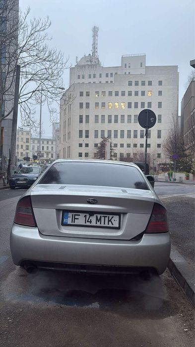 Subaru legacy 2.5i