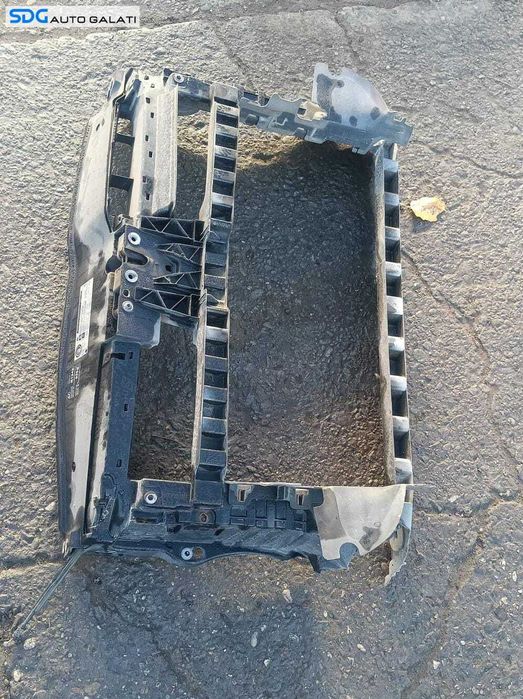 Trager Tragher Calandru Panou Frontal Suport Faruri Radiatoare cu Defect Volkswagen Golf 6 2008 - 2016 Cod 5K0805594