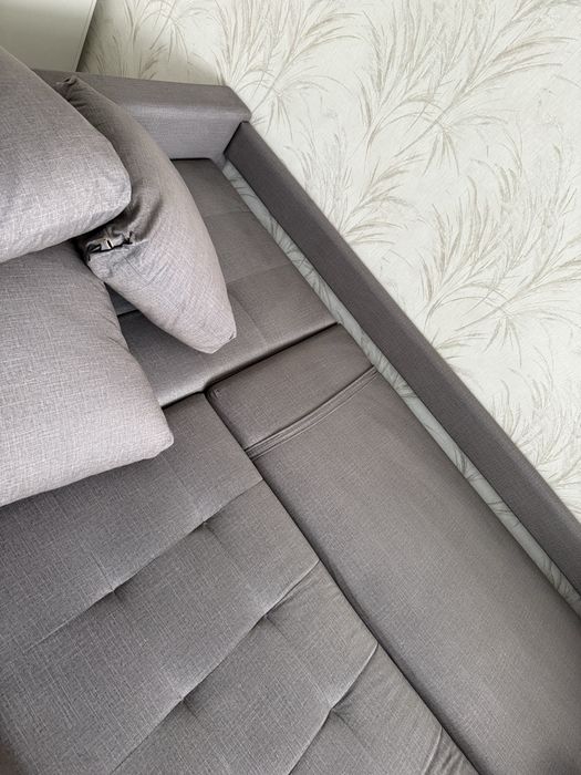 Продам диван угловой