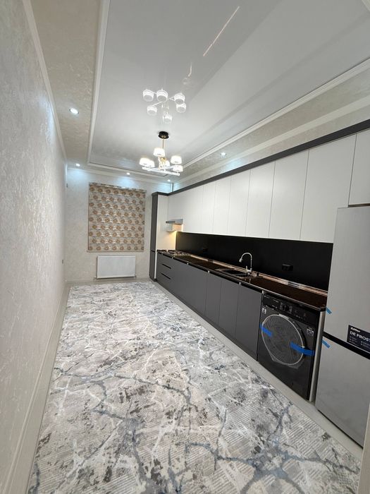 5-mikda 3 xonalik uy sotiladi