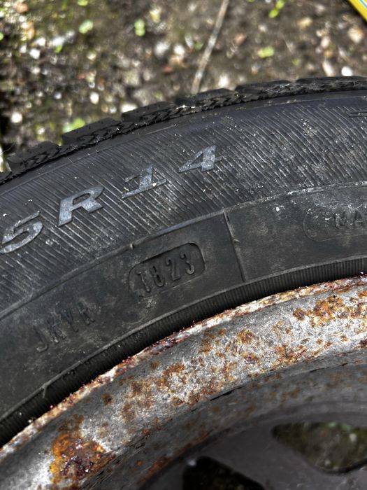 Зимни гуми с джанти 175/65/14