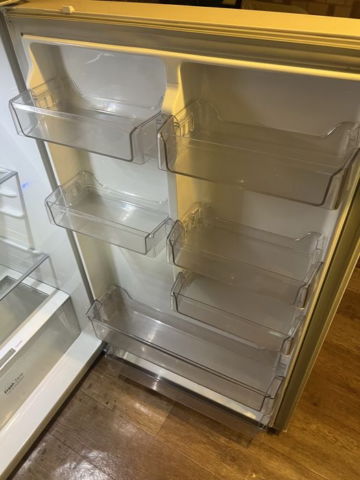 Холодильник LG GC-H502HEHZ