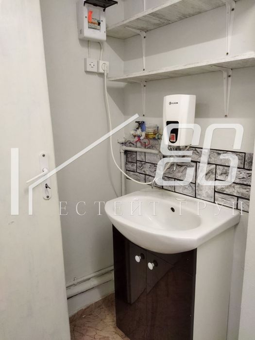 Дава се под наем Магазин в Варна, Център - 18 кв.м за 204 € - Снимка #3