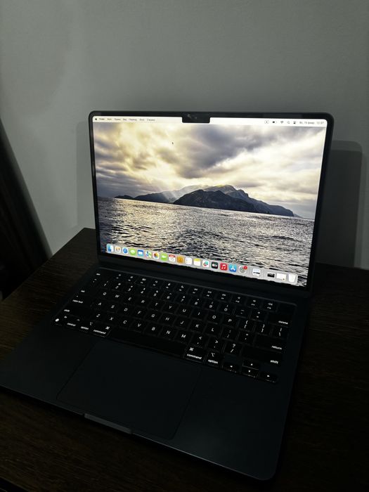 Macbook air m2 midnight