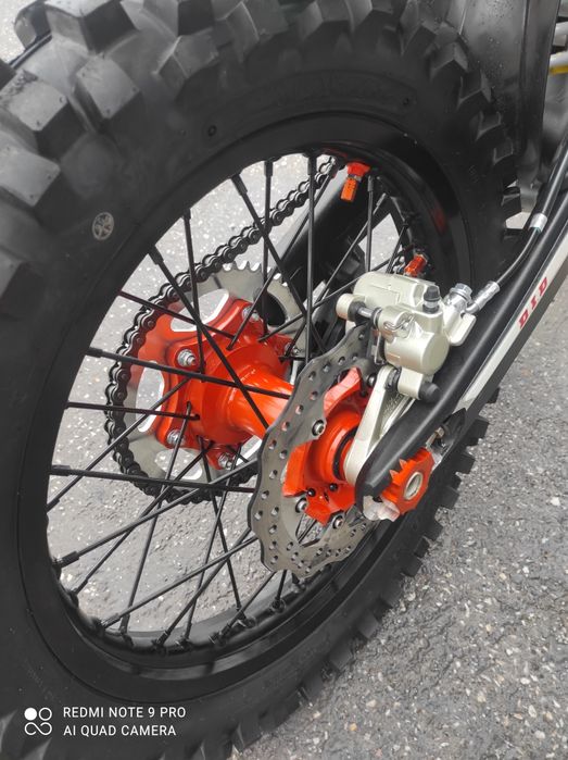 Кросов мотор Нов модел 300 СС кубика Ендуро UpBeat SX-300