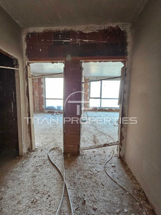 Продава се Двустаен апартамент в Пловдив, Остромила - 72 кв.м за 662 €/кв.м - Снимка #4