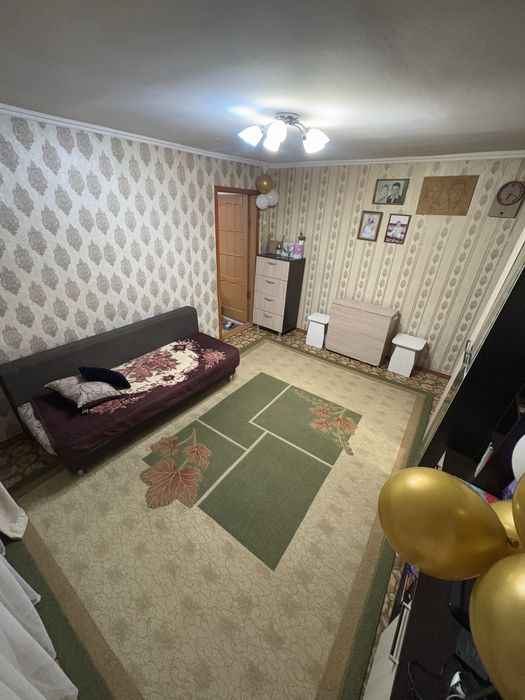 Продам 2 дома в одном дворе