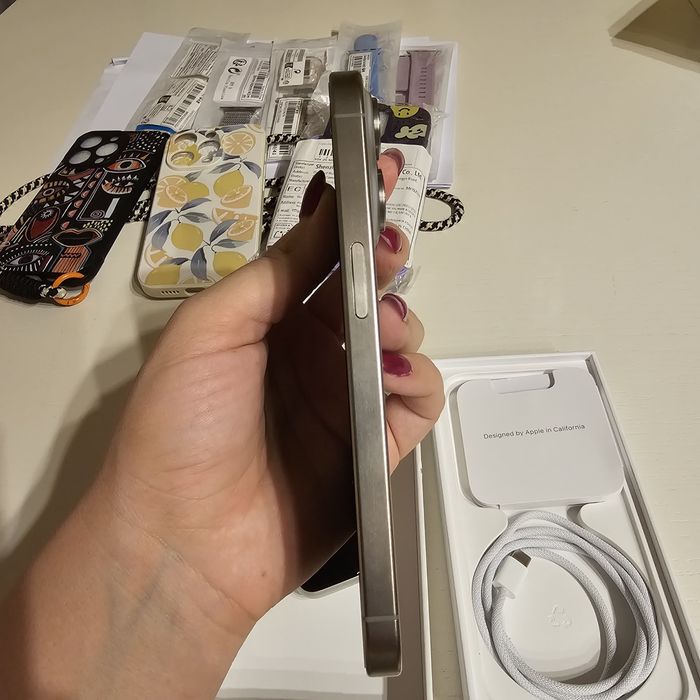 IPhone 15 pro 256 GB