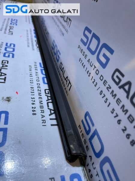Cheder Perie Geam Usa Portiera Dreapta Fata VW Golf 7 2013 - 2017 Cod 5G4837477