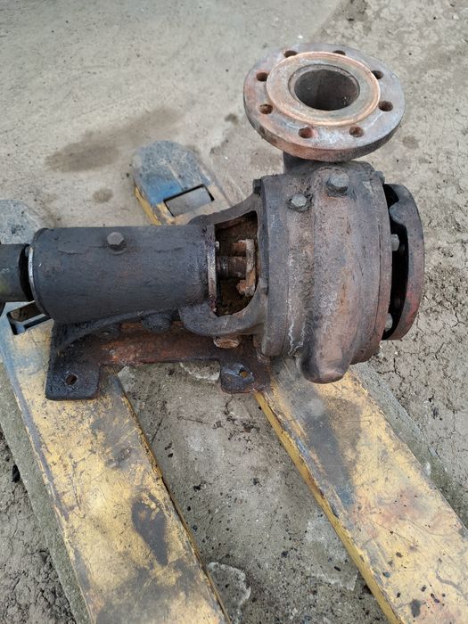 Pompă apă lotru  cerna