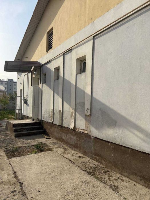 Намунали уй сотилади