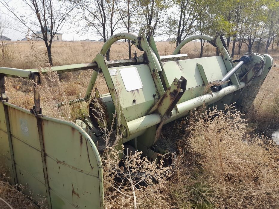 Продам жатку.и волкооборачиватель срочно