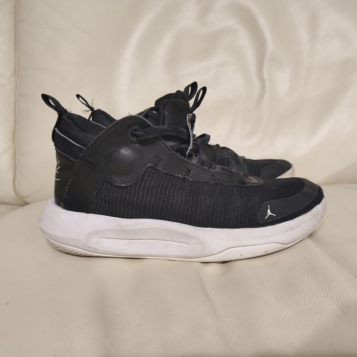 Adidas Nr 39 Nike Air Jordan