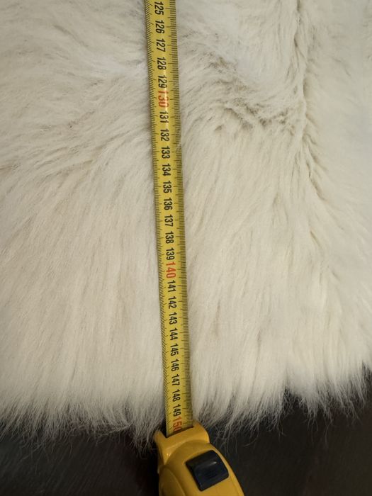 Vand covor blana alba