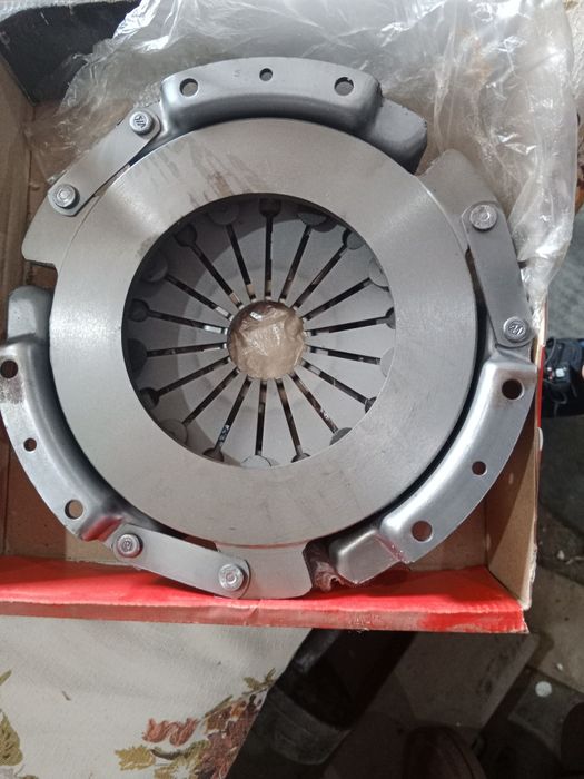 Продам сцепление классика новое.