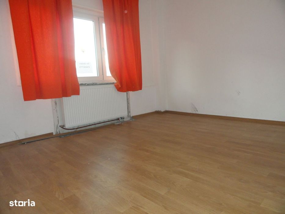 Apartament 2 camere decomandat parter, zona centrala - Kaufland, 80 mp