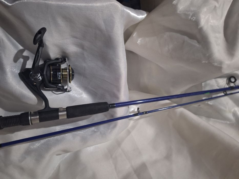 Продаётся Спиннинг  с катушкой