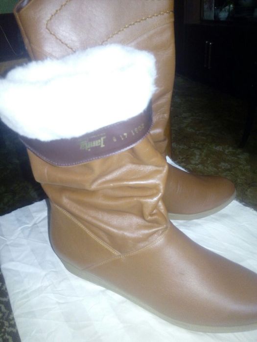 Женские зимние ботиночки и финские сапоги.  Всё абсолютно новое.