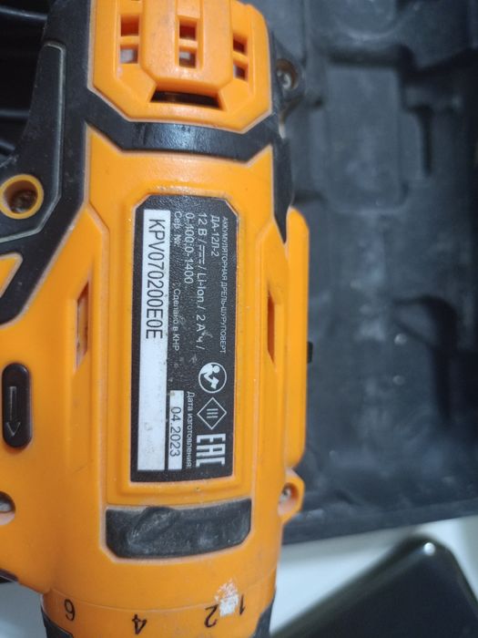 Продам , ударную дрель , шуруповёрт,плиткорез