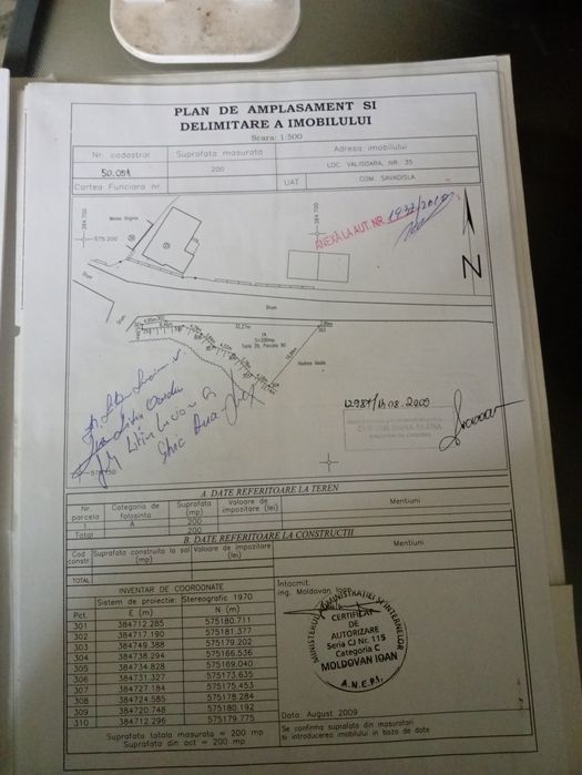 Vând teren 200 mp la drum sat Valisoara(27 km de centrul Cj)