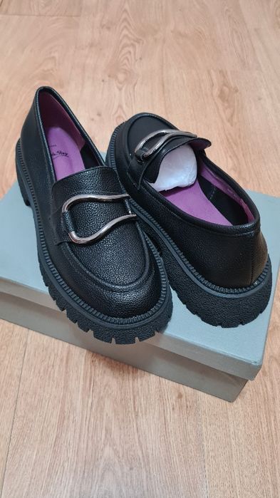 Новые женские лоферы