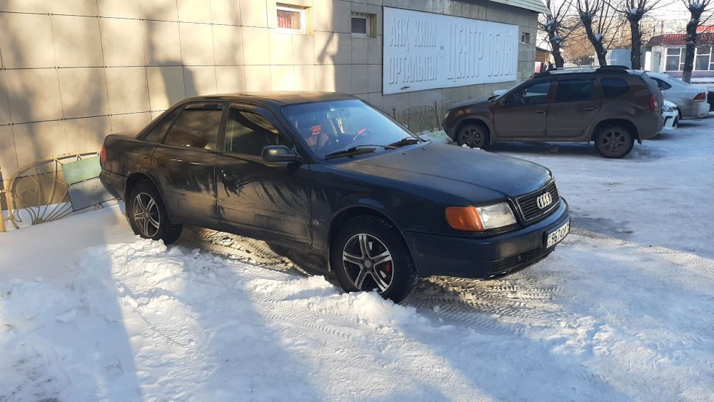 В продаже AUDI 100C4