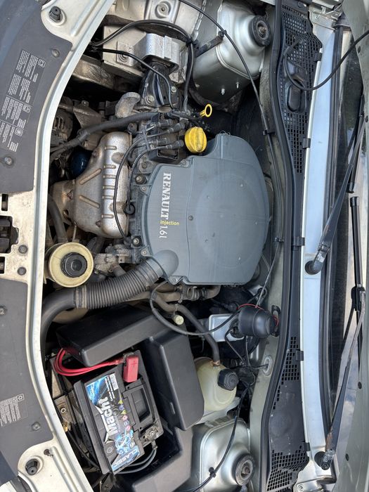 Dacia Logan 1.6MPI, an 2005, mai multe detalii in privat