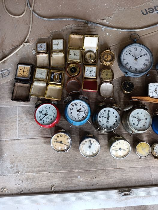 Ceas masă vechi URSS RO