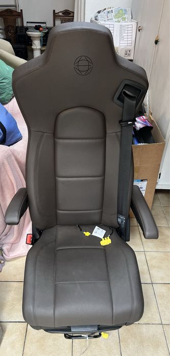 Scaun autorulota , scaun duba