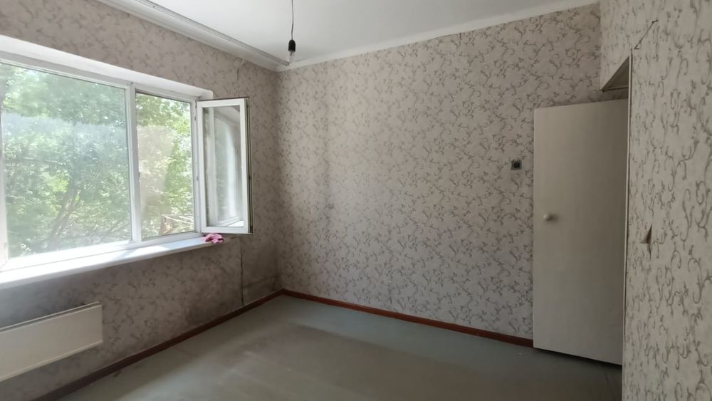 Продаётся 2ком.кв.10мкр.дом 4