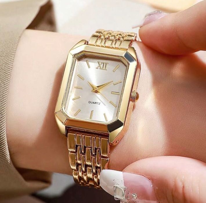 дамски часовник нова