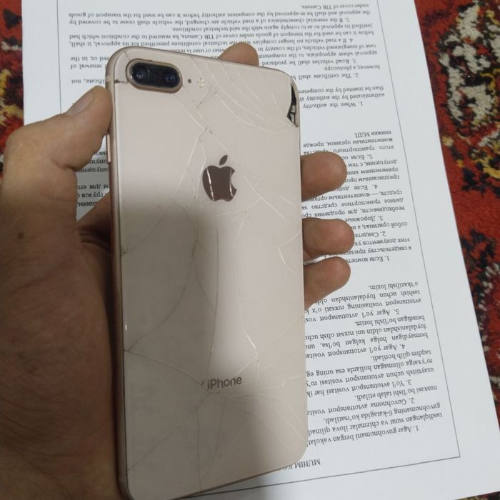 Iphone 8 plus narxi kelishiladi