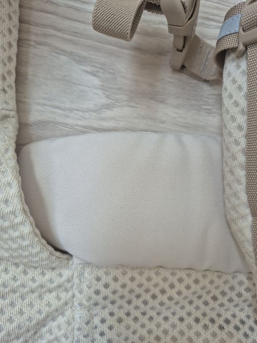 Marsupiu ergonomic Ergobaby – ca nou